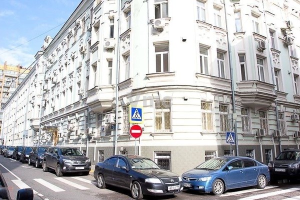 Сдам коммерческое помещение 110 м2, Столовый пер, 6, Москва г