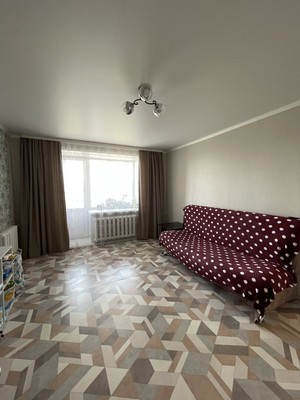Продам двухкомнатную (2-комн.) квартиру, Большая ул, 171, Ишим г