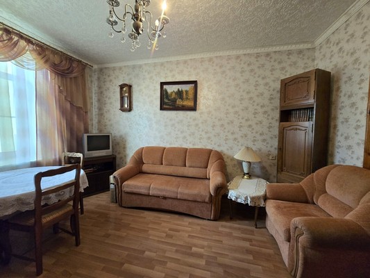 Продам трехкомнатную (3-комн.) квартиру, Чайковского ул, 18/12, Ступино г
