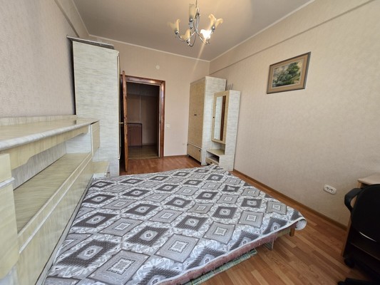 Продам трехкомнатную (3-комн.) квартиру, Чайковского ул, 18/12, Ступино г