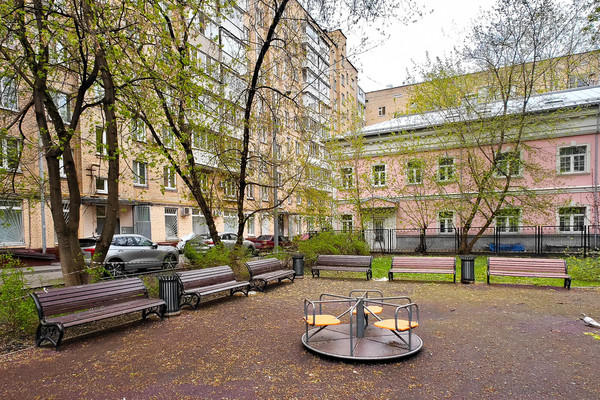 Продам двухкомнатную (2-комн.) квартиру, Лизы Чайкиной ул, 6, Москва г