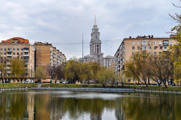Продам двухкомнатную (2-комн.) квартиру, Лизы Чайкиной ул, 6, Москва г