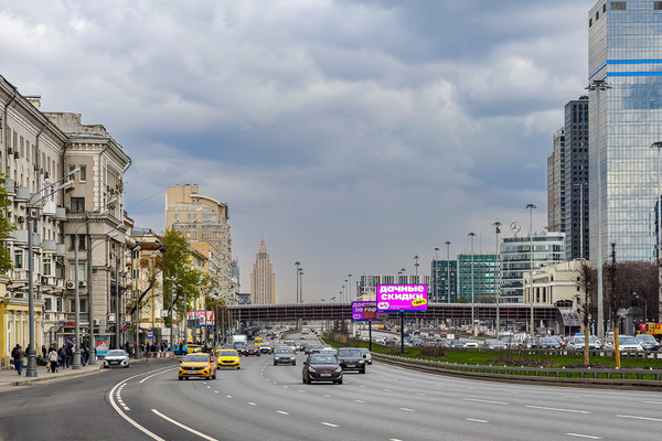 Продам двухкомнатную (2-комн.) квартиру, Лизы Чайкиной ул, 6, Москва г