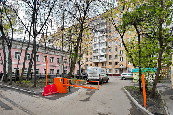 Продам двухкомнатную (2-комн.) квартиру, Лизы Чайкиной ул, 6, Москва г
