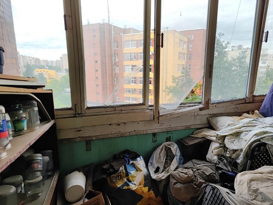 Продам трехкомнатную (3-комн.) квартиру, Загребский б-р, 33к2, Санкт-Петербург г