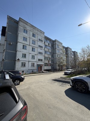 Продам трехкомнатную (3-комн.) квартиру, Украинская ул, 7, Южно-Сахалинск г