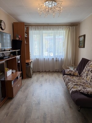 Продам трехкомнатную (3-комн.) квартиру, Украинская ул, 7, Южно-Сахалинск г