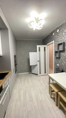 Продам трехкомнатную (3-комн.) квартиру, Ясная поляна ул, 7, Куюки д