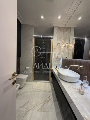 Продам двухкомнатную (2-комн.) квартиру, Виноградная ул, 55к1, Беранда с