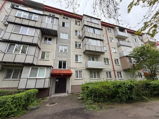 Продам трехкомнатную (3-комн.) квартиру, Кирова ул, 351, Нальчик г