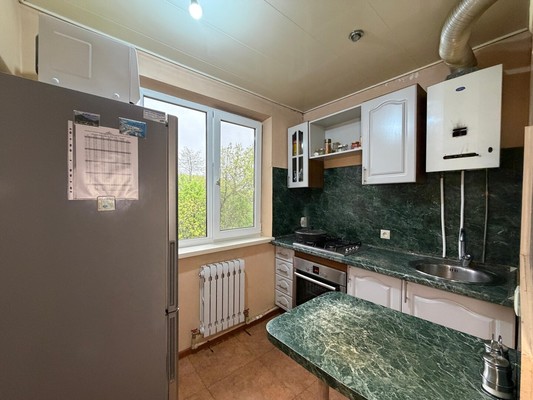 Продам трехкомнатную (3-комн.) квартиру, Кирова ул, 351, Нальчик г
