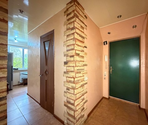 Продам трехкомнатную (3-комн.) квартиру, Кирова ул, 351, Нальчик г