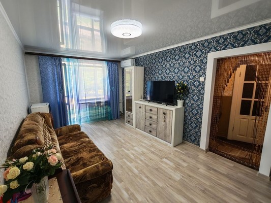 Продам однокомнатную (1-комн.) квартиру, Кирова ул, 31, Керчь г