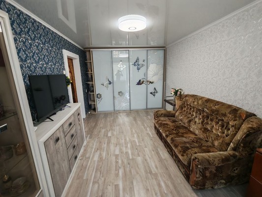 Продам однокомнатную (1-комн.) квартиру, Кирова ул, 31, Керчь г