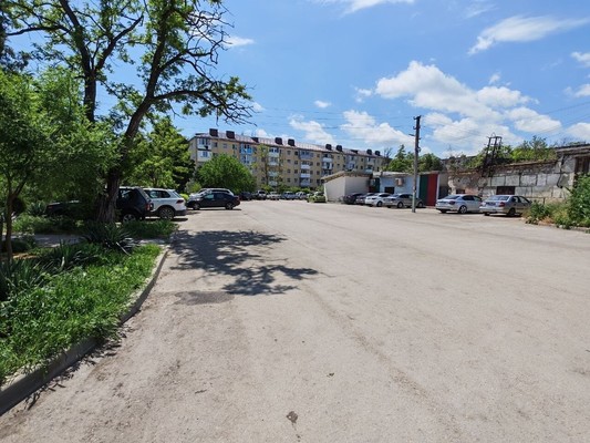 Продам однокомнатную (1-комн.) квартиру, Кирова ул, 31, Керчь г