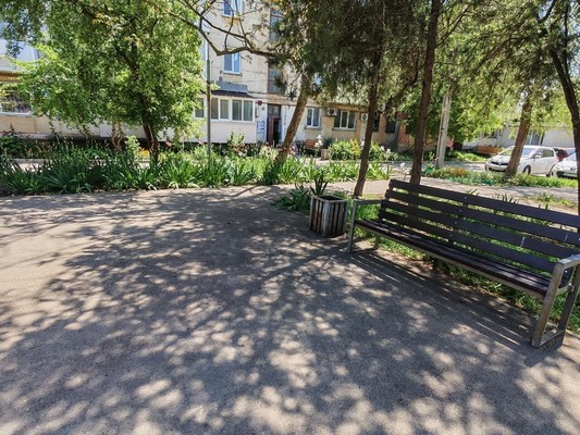 Продам однокомнатную (1-комн.) квартиру, Кирова ул, 31, Керчь г