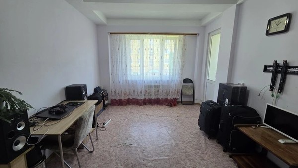 Продам трехкомнатную (3-комн.) квартиру, 70 лет Октября ул, 9, Невельск г
