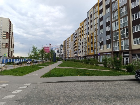 Сдам торговое помещение 61,5 м2, Елизаветинская ул, 4, Калининград г
