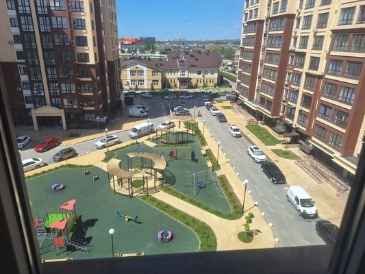 Продам двухкомнатную (2-комн.) квартиру, Крымской весны ул, 13, Мирное с