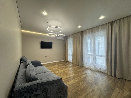 Продам трехкомнатную (3-комн.) квартиру, Генерала Ерина ул, 13к2, Казань г
