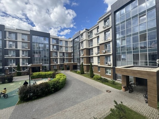 Продам трехкомнатную (3-комн.) квартиру, Генерала Ерина ул, 13к2, Казань г