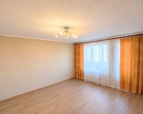 Продам трехкомнатную (3-комн.) квартиру, Луначарского пр-кт, 56к1, Санкт-Петербург г