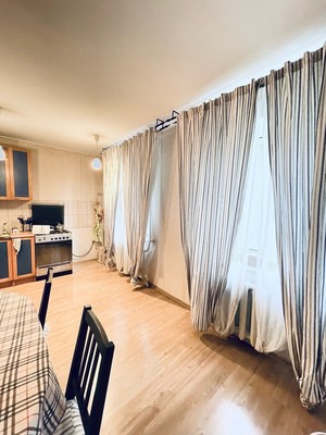 Продам двухкомнатную (2-комн.) квартиру, Свободы ул, 6к2, Великий Новгород г