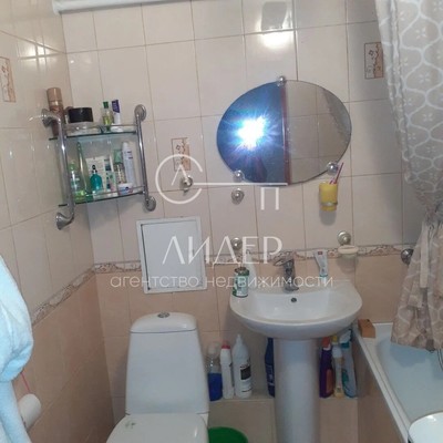 Продам двухкомнатную (2-комн.) квартиру, Цветной бульвар (Центральный р-н) ул, 28, Сочи г