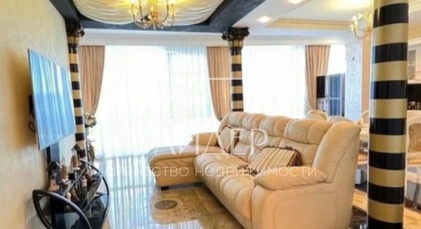 Продам двухкомнатную (2-комн.) квартиру, Виноградная ул, 114, Беранда с
