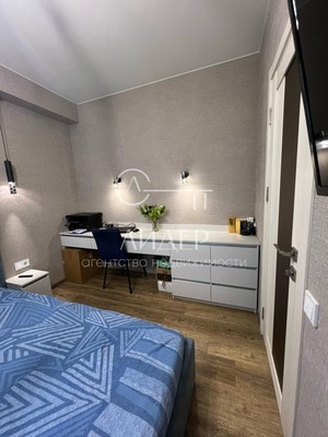 Продам однокомнатную (1-комн.) квартиру, Крымская (Центральный р-н) ул, 44А, Сочи г