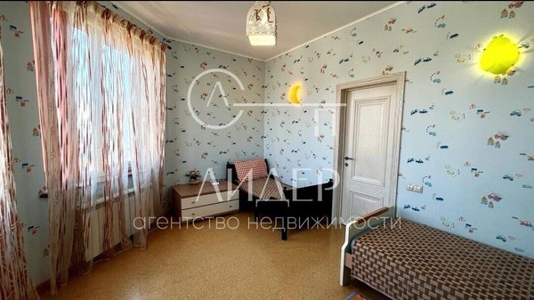 Продам трехкомнатную (3-комн.) квартиру, Виноградная ул, 2Б, Беранда с