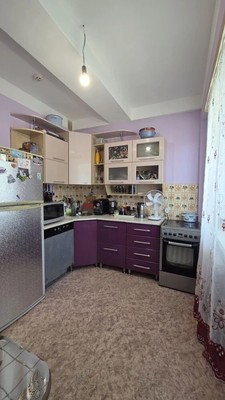 Продам трехкомнатную (3-комн.) квартиру, 70 лет Октября ул, 9, Невельск г