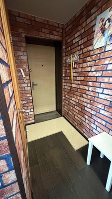 Продам двухкомнатную (2-комн.) квартиру, Ленина ул, 242, Южно-Сахалинск г