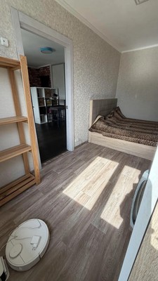 Продам двухкомнатную (2-комн.) квартиру, Ленина ул, 242, Южно-Сахалинск г