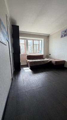 Продам двухкомнатную (2-комн.) квартиру, Ленина ул, 242, Южно-Сахалинск г