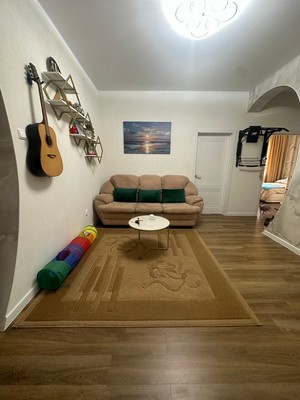 Продам трехкомнатную (3-комн.) квартиру, Объездная ул, 10, Ханты-Мансийск г