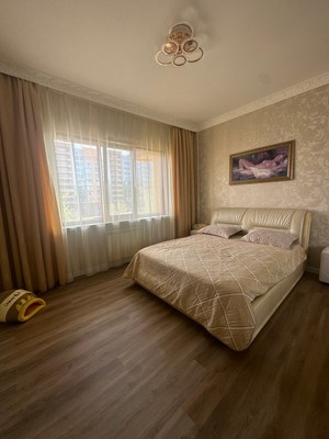 Продам трехкомнатную (3-комн.) квартиру, Объездная ул, 10, Ханты-Мансийск г