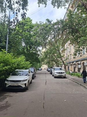 Продам двухкомнатную (2-комн.) квартиру, Кутузовский пр-кт, 23к1, Москва г