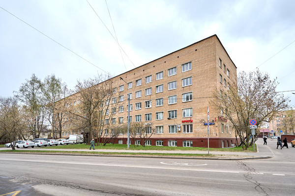 Продам торговое помещение 35 м2, 50 лет Октября ул, 6, Москва г