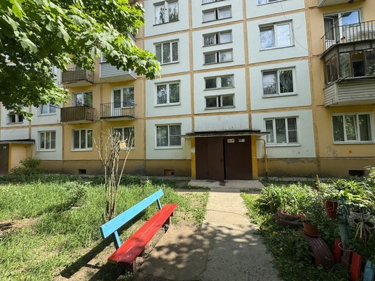 Продам однокомнатную (1-комн.) квартиру, Авиаторов ул, 17, Ступино г