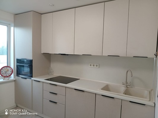 Продам трехкомнатную (3-комн.) квартиру, Адоратского ул, 27ка, Казань г