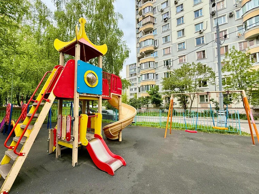 Продам трехкомнатную (3-комн.) квартиру, Архитектора Власова ул, 17к1, Москва г