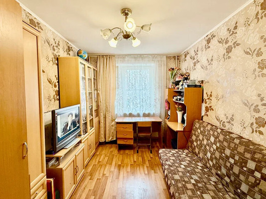 Продам трехкомнатную (3-комн.) квартиру, Архитектора Власова ул, 17к1, Москва г