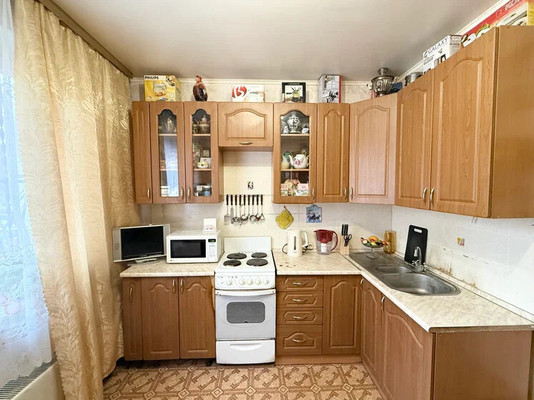 Продам трехкомнатную (3-комн.) квартиру, Архитектора Власова ул, 17к1, Москва г