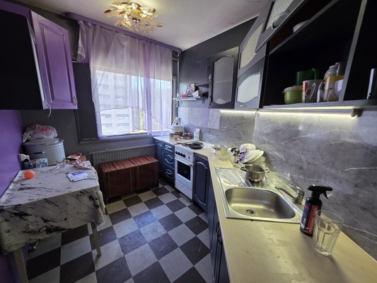 Продам комнату в 13-комн. квартире, Горняков пр-кт, 2Г, Костомукша г
