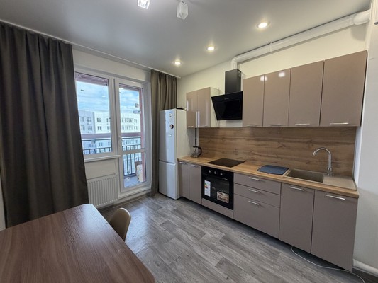 Продам однокомнатную (1-комн.) квартиру, Самаровская ул, 6к1, Ханты-Мансийск г