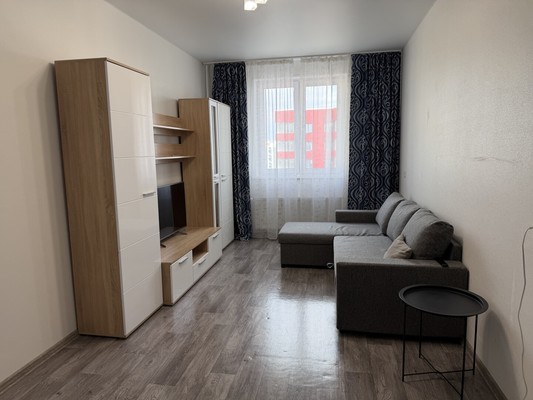 Продам однокомнатную (1-комн.) квартиру, Самаровская ул, 6к1, Ханты-Мансийск г