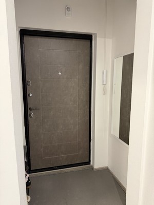 Продам однокомнатную (1-комн.) квартиру, Самаровская ул, 6к1, Ханты-Мансийск г