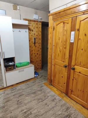 Продам двухкомнатную (2-комн.) квартиру, Горбунова ул, 17 к2, Москва г