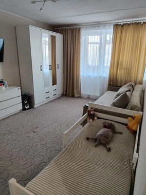 Продам двухкомнатную (2-комн.) квартиру, Горбунова ул, 17 к2, Москва г